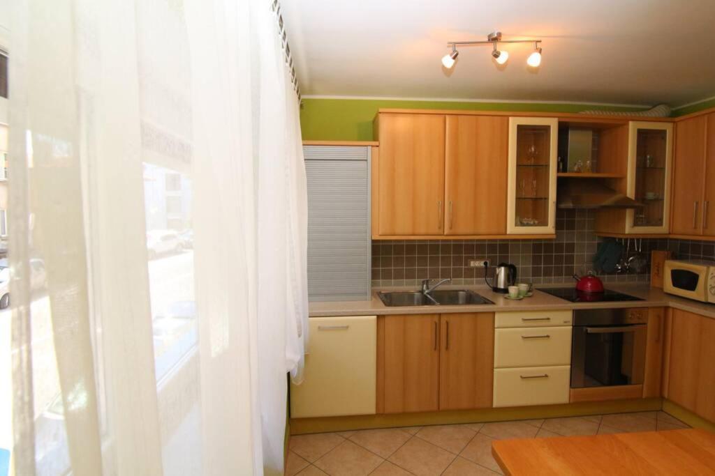 Fast Friend - Cozy Apartment In The Center With Private Garage Rijeka Exterior foto